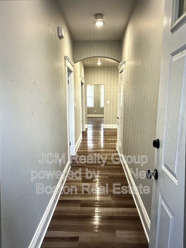 100 Maverick St #1 - Photo 4 of 11