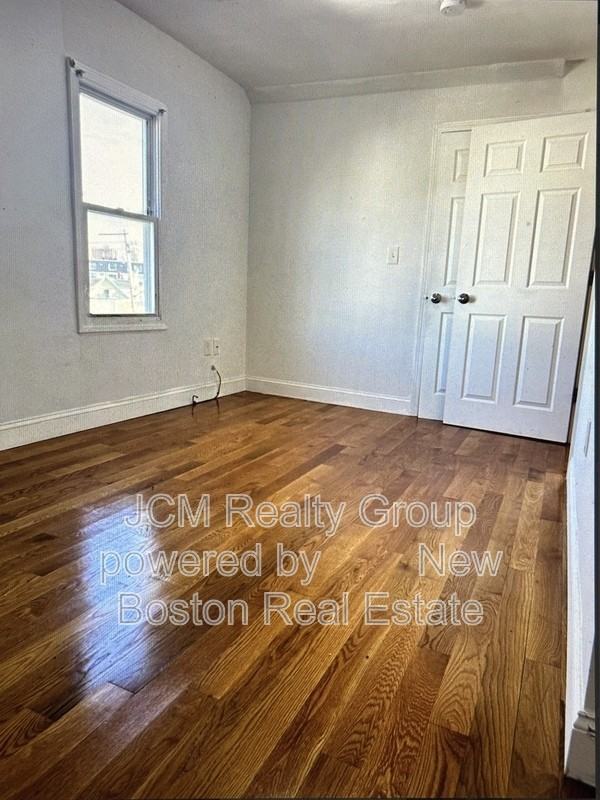 61 Crescent Ave #4 - Photo 6 of 14