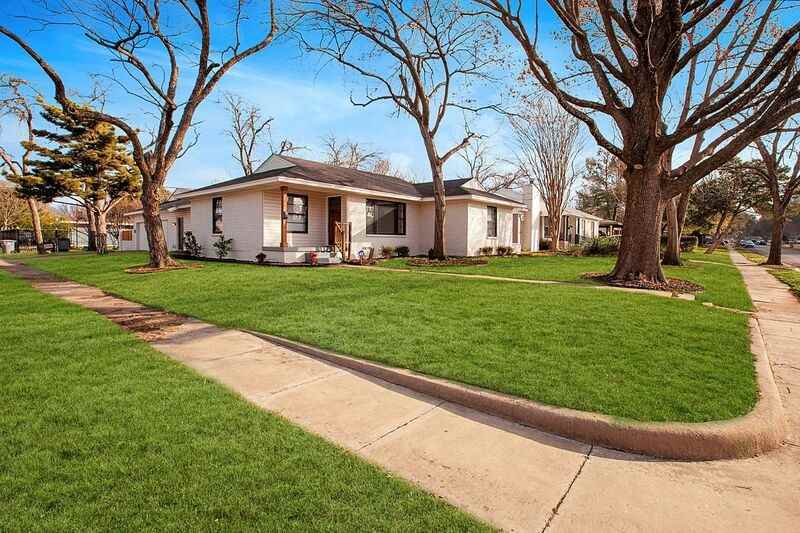 2505 San Paula Ave - Photo 2 of 37