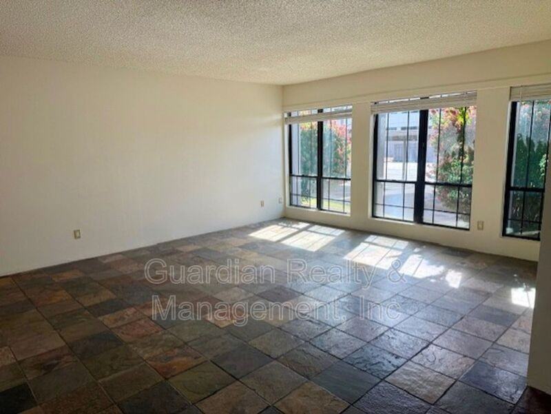 5203 N 24th St #102 - Photo 6 of 17