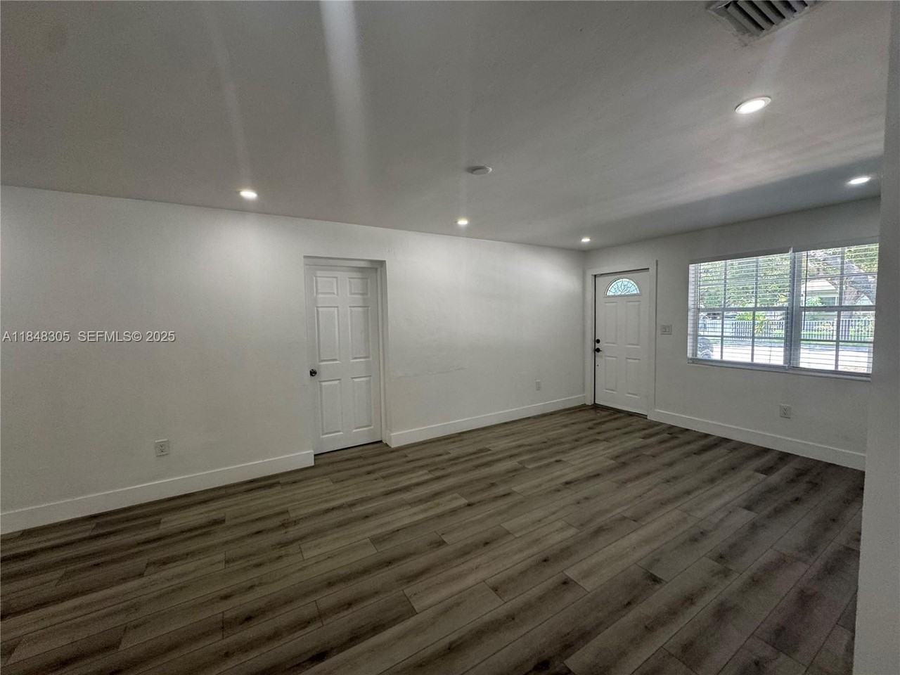 1657 Southwest 44th Avenue #1 - Photo 2 of 32