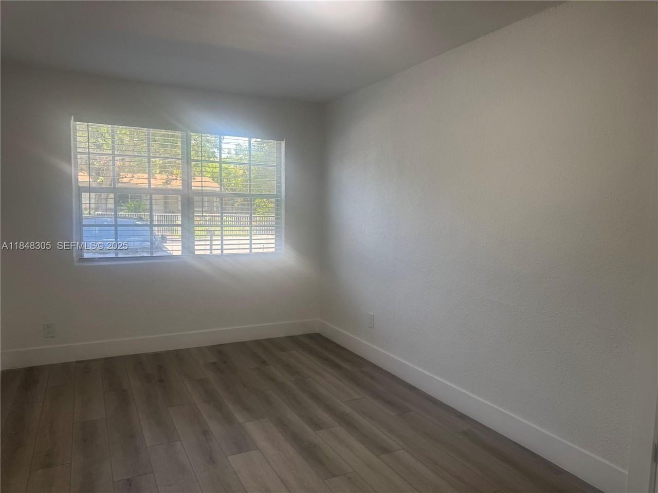 1657 Southwest 44th Avenue #1 - Photo 7 of 32