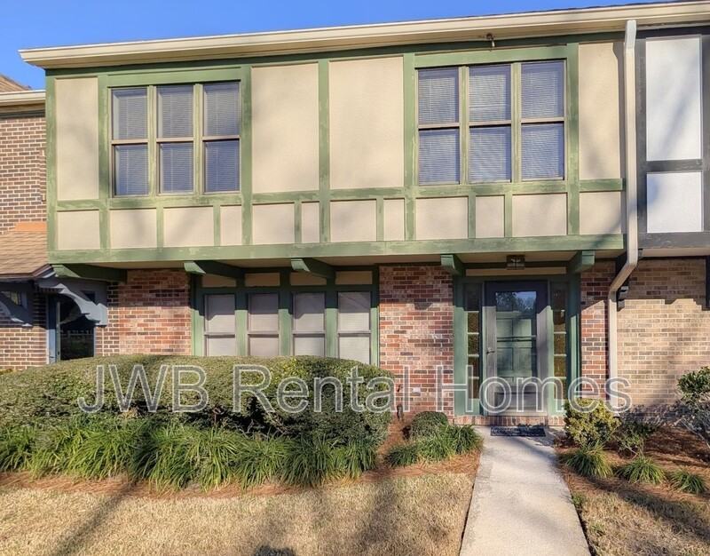 8159 Sutton Pl N - Photo 2 of 23