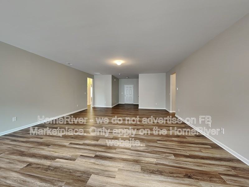 2902 Plantation Way - Photo 5 of 24