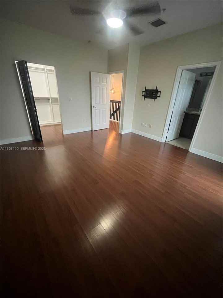 1318 Southwest 147th Terrace #1318 - Photo 2 of 16