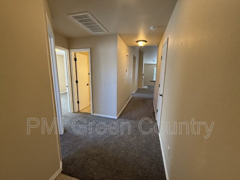 8946 S 260th East Ave - Photo 3 of 18