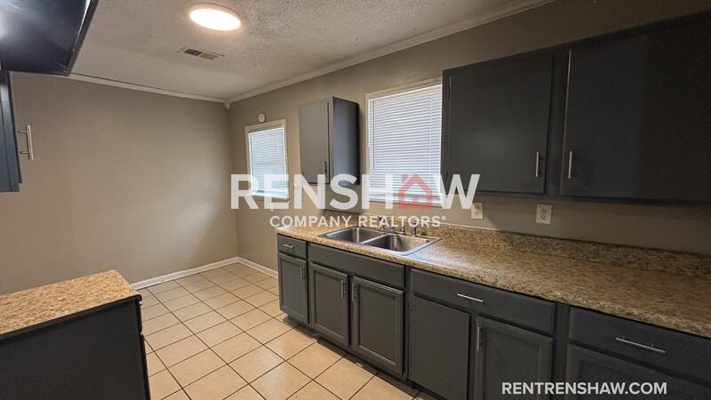 5022 Byron Rd - Photo 5 of 19