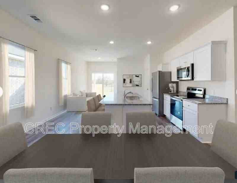 475 Pender Woods Dr - Photo 3 of 18