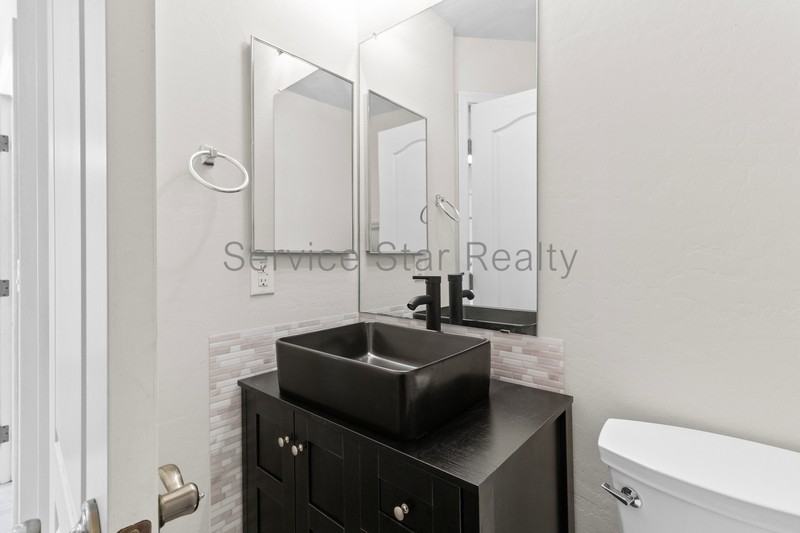 2129 E Huntington Dr - Photo 7 of 23