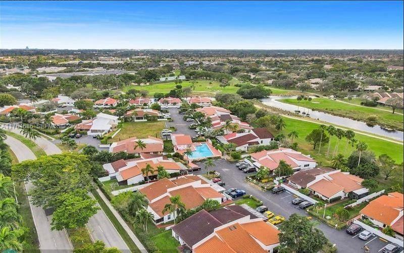 8273 Northwest 36th Street #8273 - Photo 3 of 20