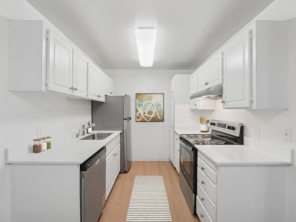 eaves Foster City - Photo 2 of 40