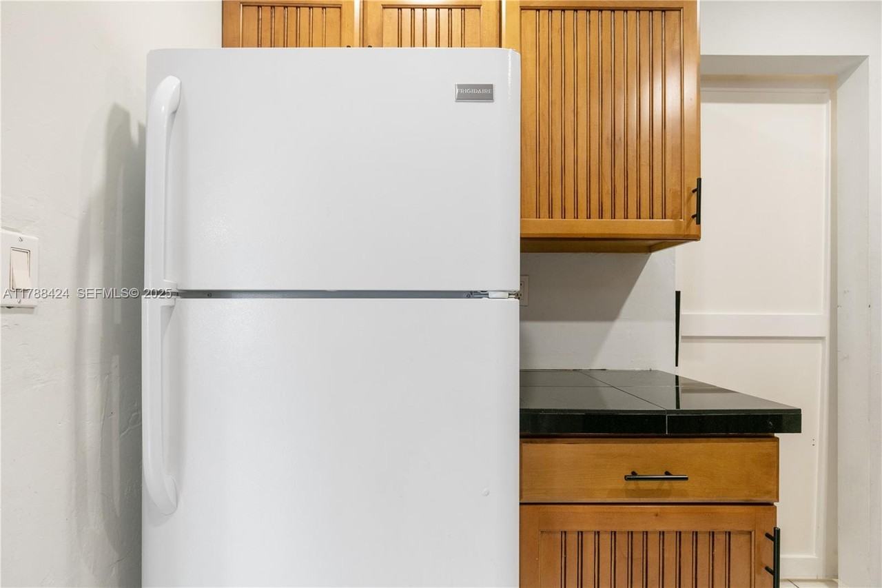 1511 Northwest 85th Way #0 - Photo 2 of 34