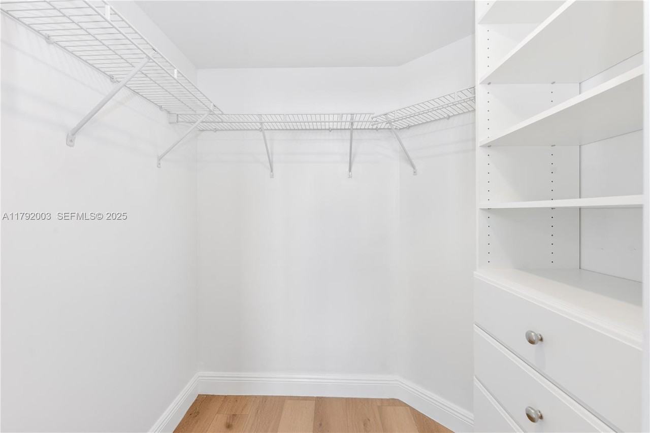 3232 Coral Way #1507 - Photo 5 of 34