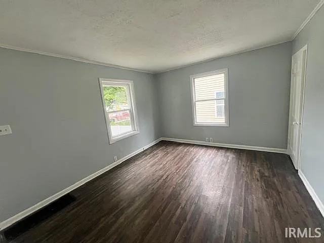 1514 N Brookfield St - Photo 5 of 10