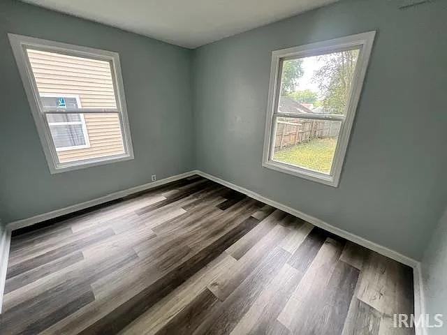 1514 N Brookfield St - Photo 6 of 10