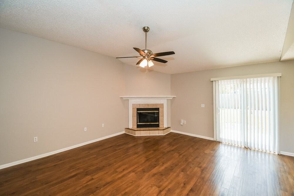 636 Morning Mist Way - Photo 3 of 16