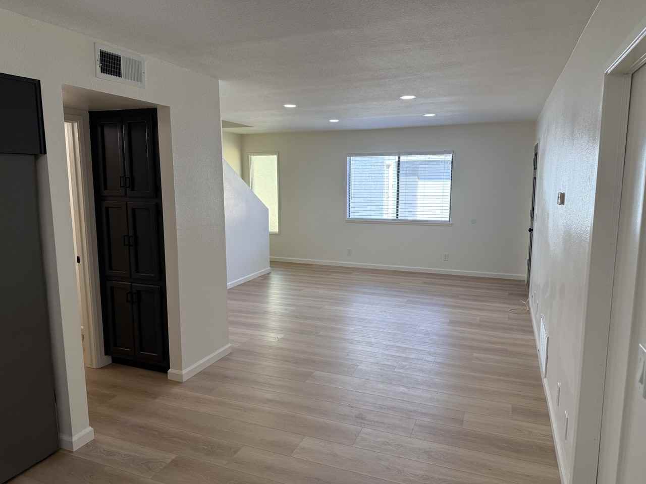 1024 W Atkins Ave #C - Photo 5 of 12