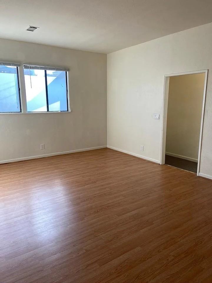 4179 Shafter Ave #NA - Photo 4 of 28