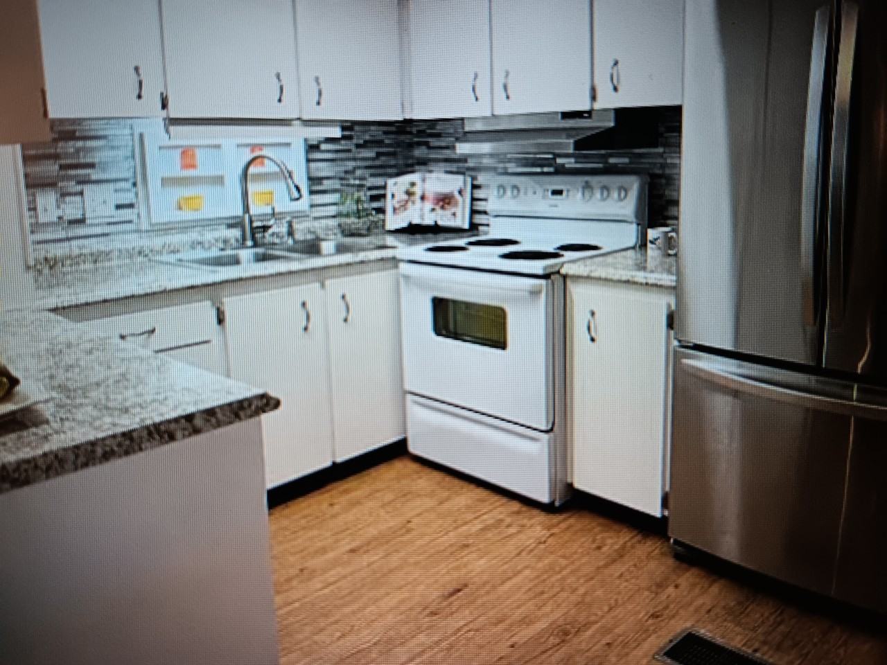 4542 Friendly Harbor St #NA - Photo 5 of 10