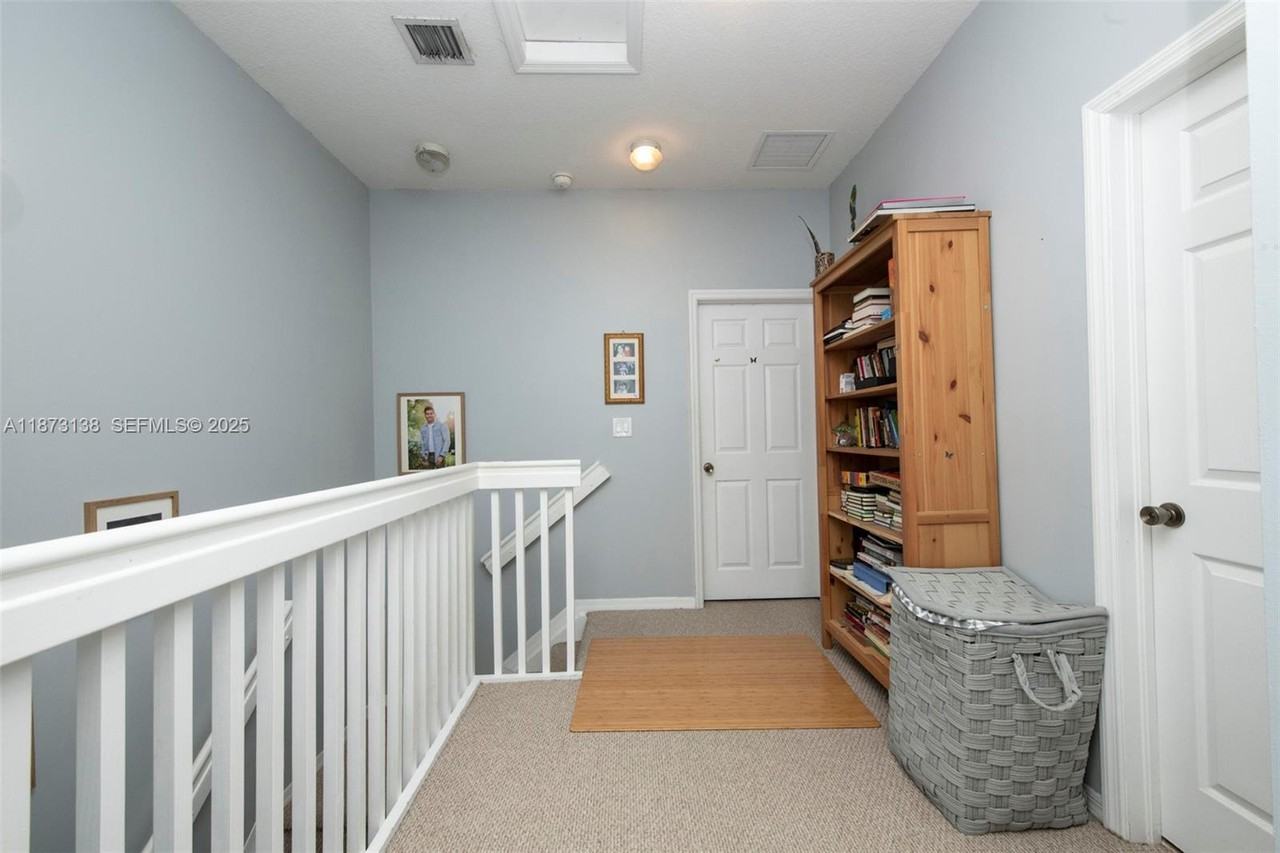 814 Southwest 143rd Terrace #208 - Photo 6 of 32