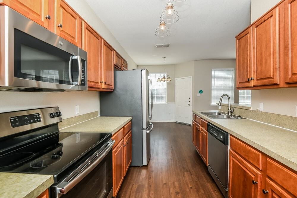 3620 Cripple Creek Trl - Photo 7 of 16