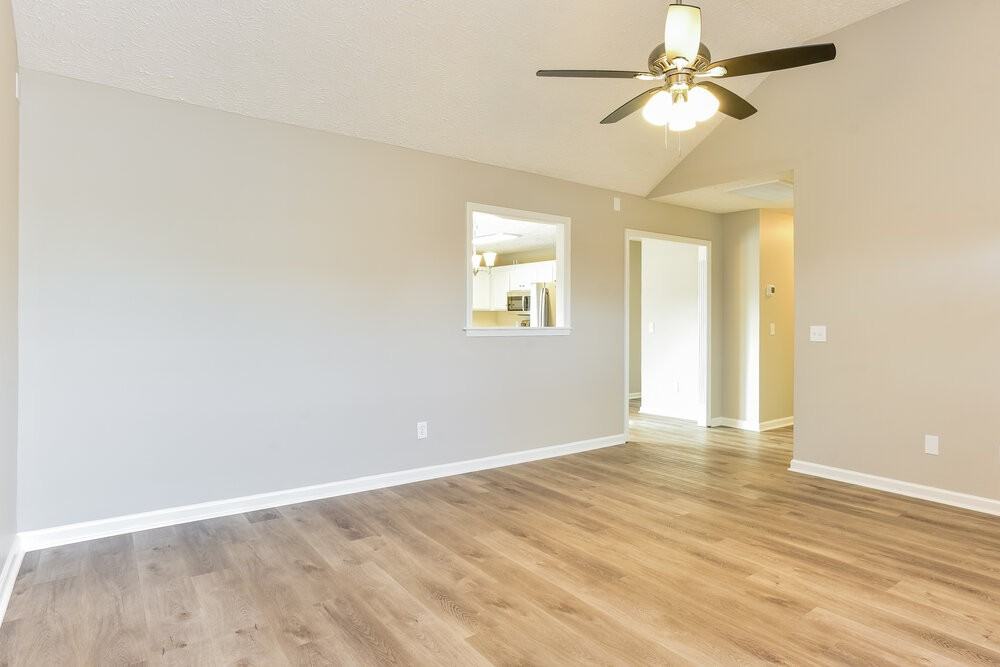 3415 Westbrook Dr - Photo 3 of 16