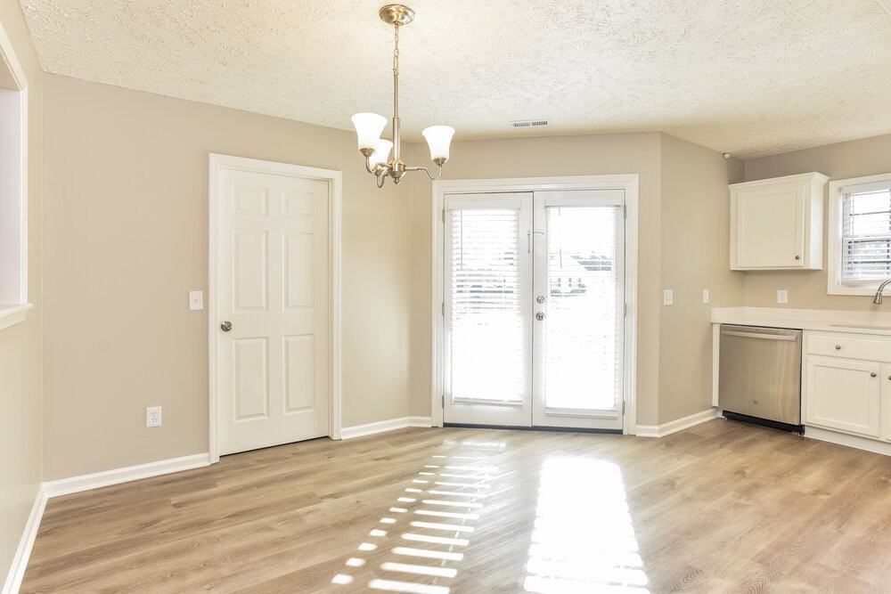 3415 Westbrook Dr - Photo 5 of 16