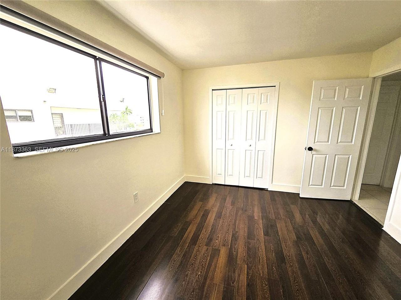 8517 Northwest 7th Street #401 - Photo 4 of 27