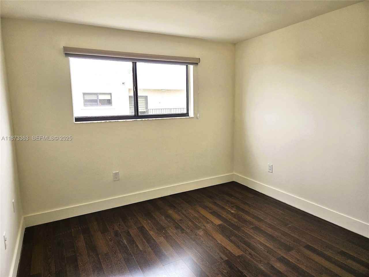 8517 Northwest 7th Street #401 - Photo 6 of 27