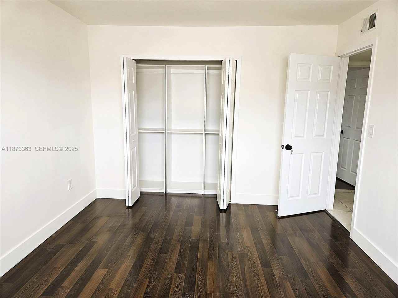 8517 Northwest 7th Street #401 - Photo 7 of 27