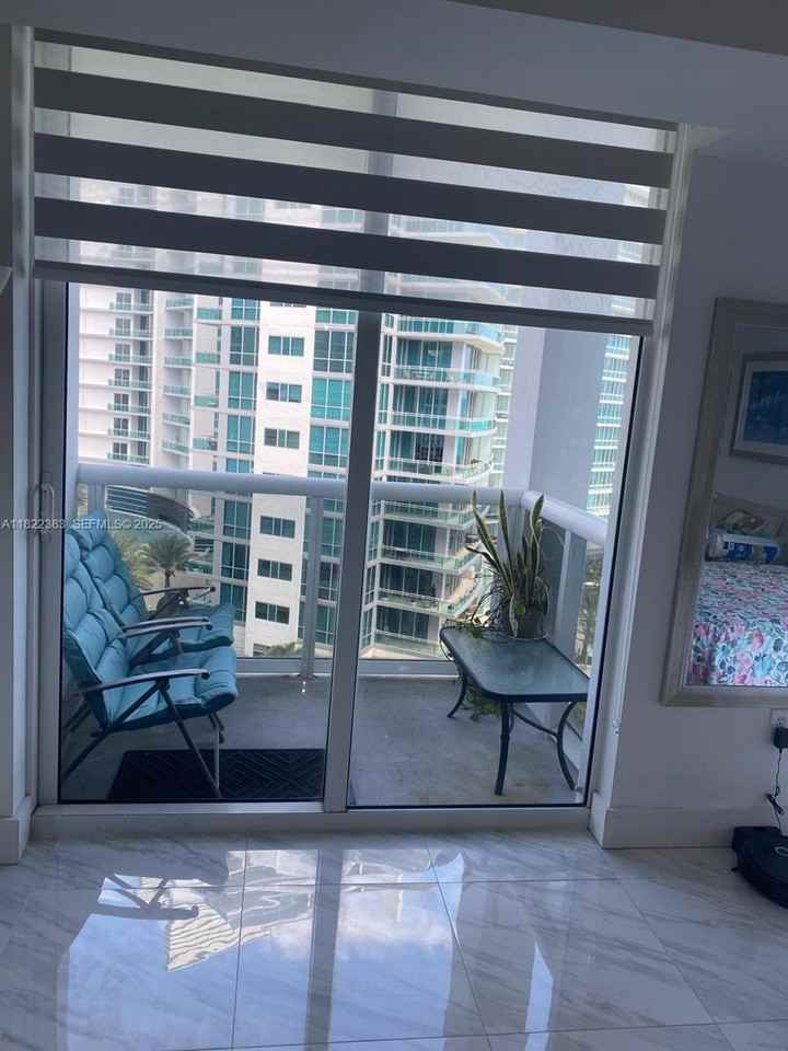 10275 Collins Avenue #1004 - Photo 3 of 36