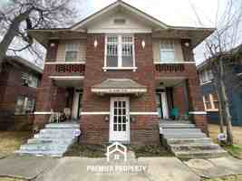 featured image of 176 Clark Pl #4