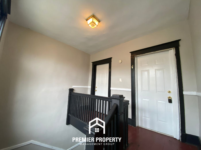 176 Clark Pl #4 - Photo 4 of 16