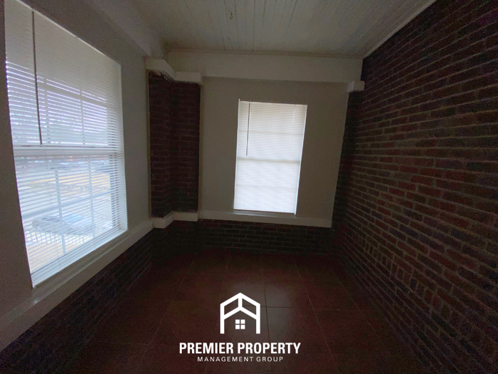 176 Clark Pl #4 - Photo 6 of 16