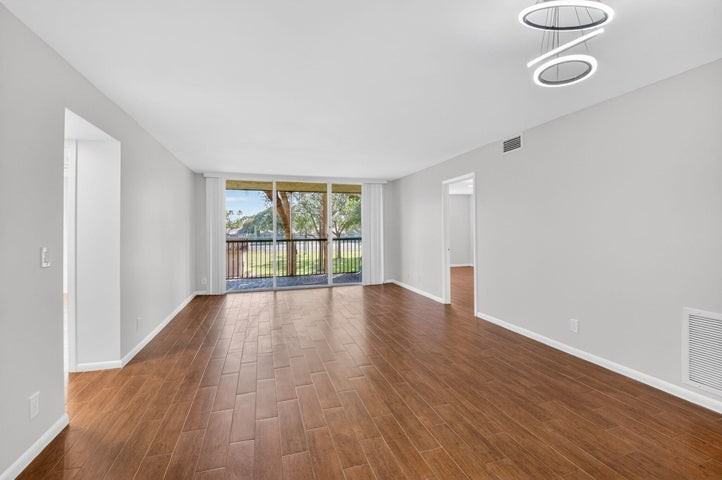 5260 Northwest 2nd Avenue - Photo 6 of 9