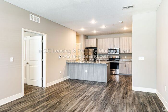 5731 Ne 80th Ter #1A - Photo 2 of 16