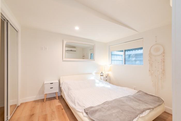 18332 Delano St #3 - Photo 7 of 17