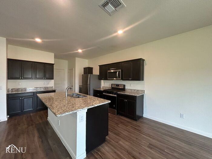 5030 Firefly Hls - Photo 2 of 17