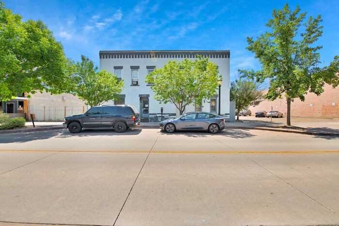 529 Colorado Ave #205 - Photo 2 of 8