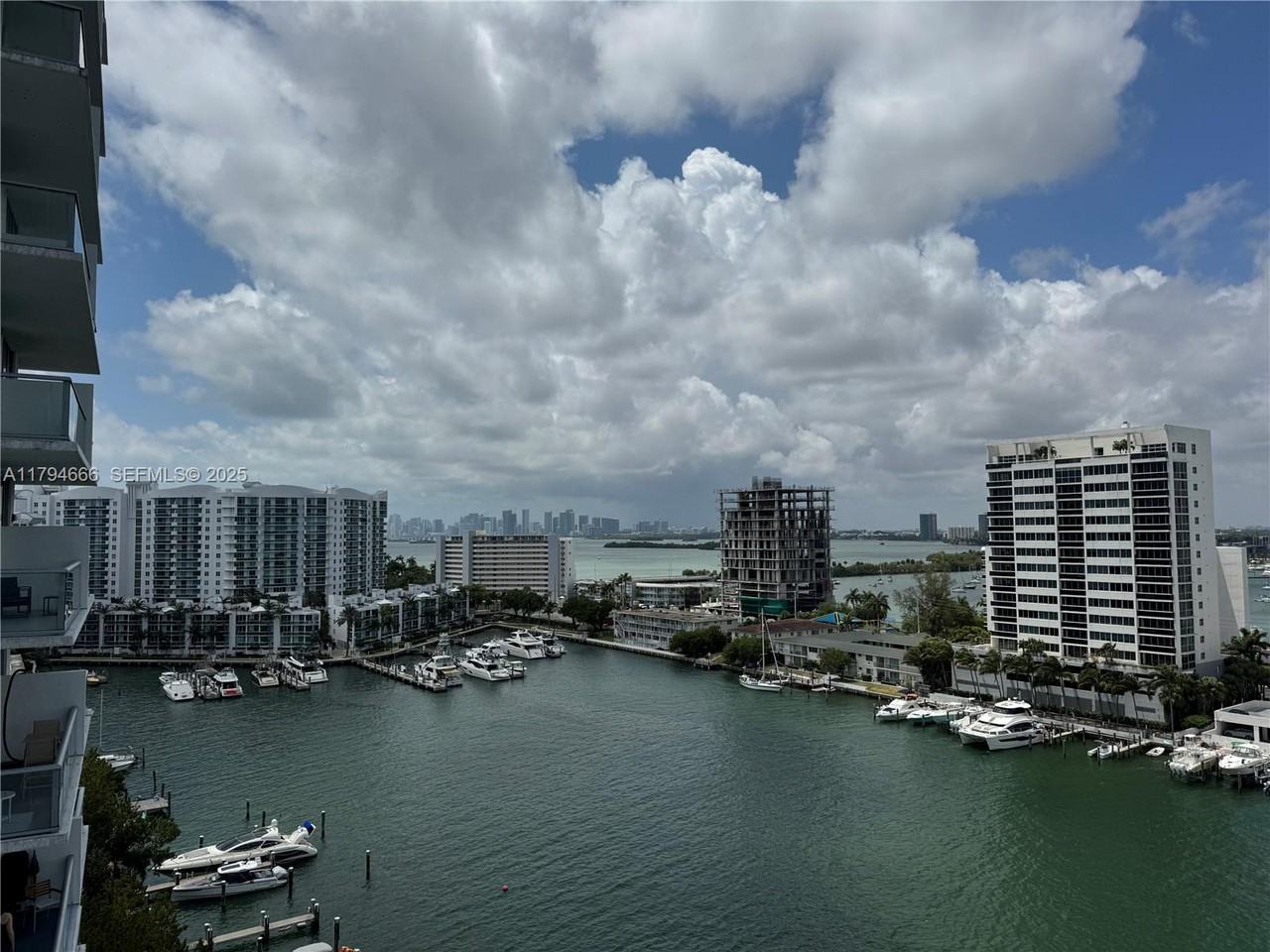 7930 East Drive #1106 - Photo 2 of 14