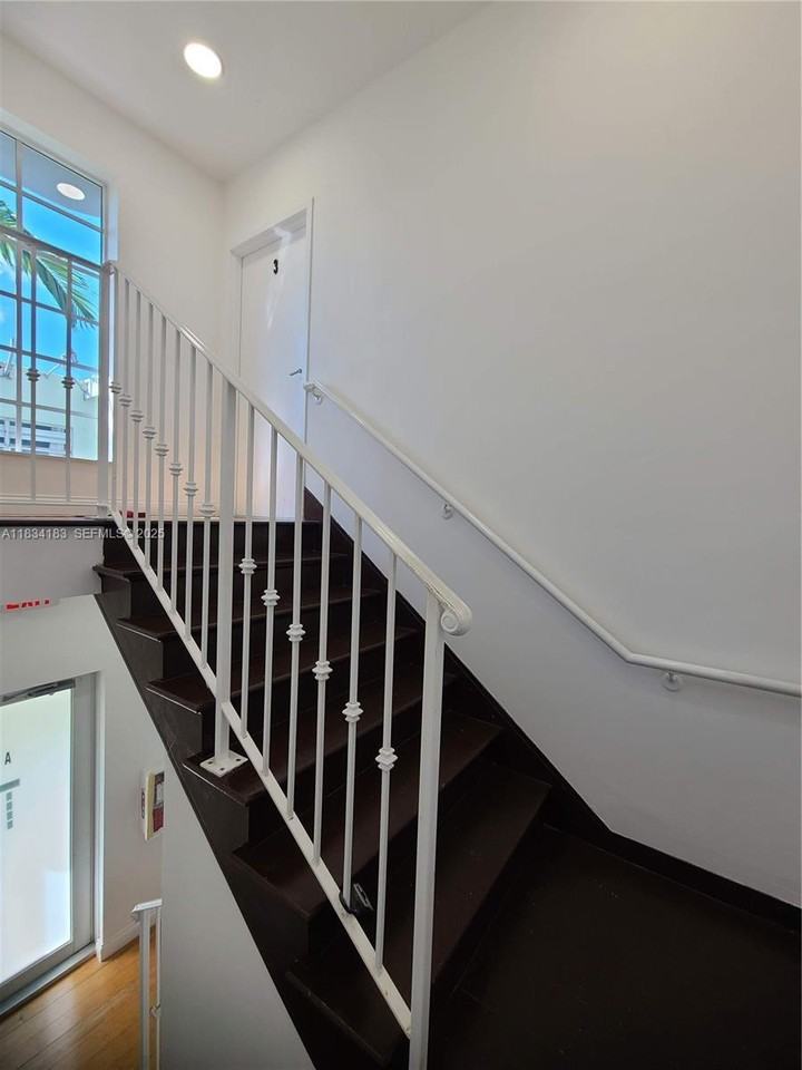 825 Michigan Avenue #3 - Photo 2 of 45