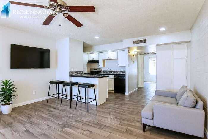 6320 N 16th St #21 - Photo 4 of 18