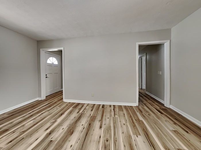 1846 Grove Park Dr - Photo 7 of 23