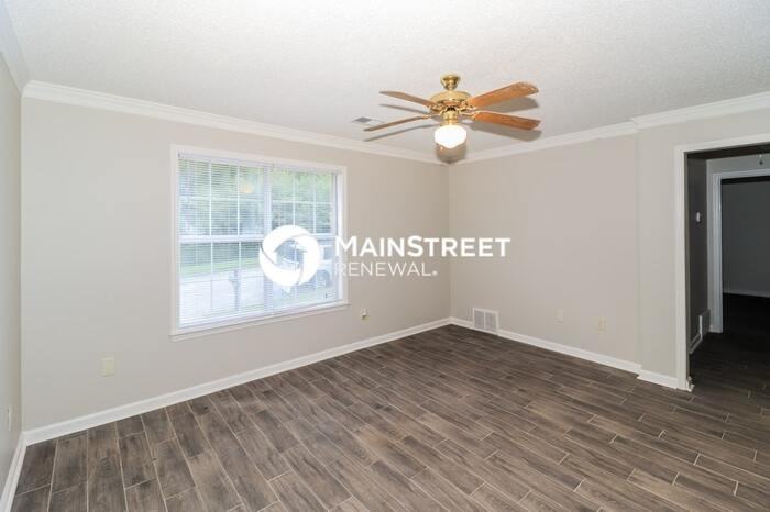 3621 Jireh Dr - Photo 4 of 16