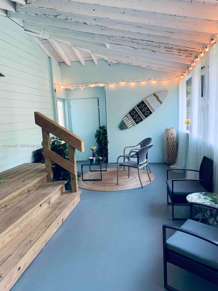 328 Southwest 12th Avenue - Photo 4 of 13