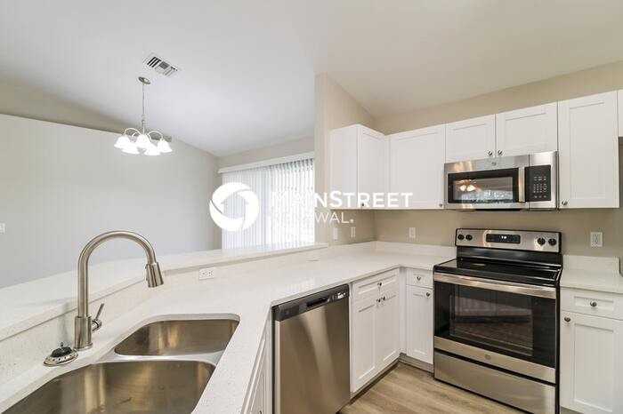 3709 15th St W - Photo 5 of 16