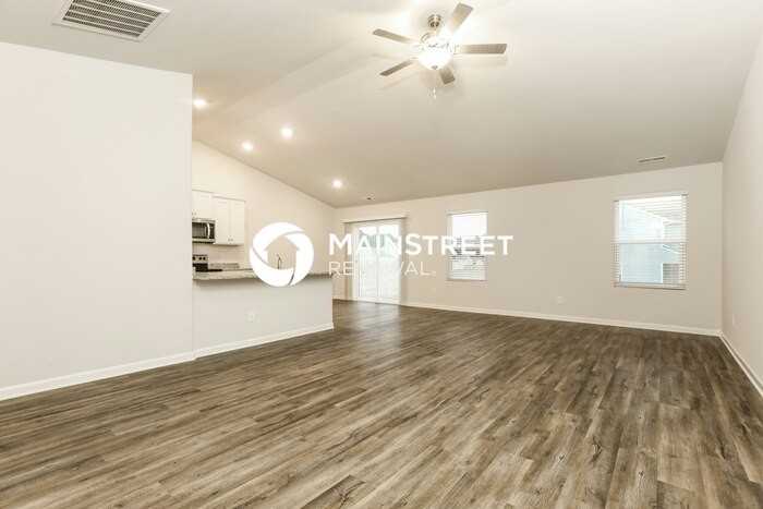 10 Bounding Ln - Photo 3 of 16