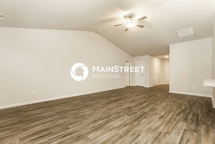 10 Bounding Ln - Photo 4 of 16