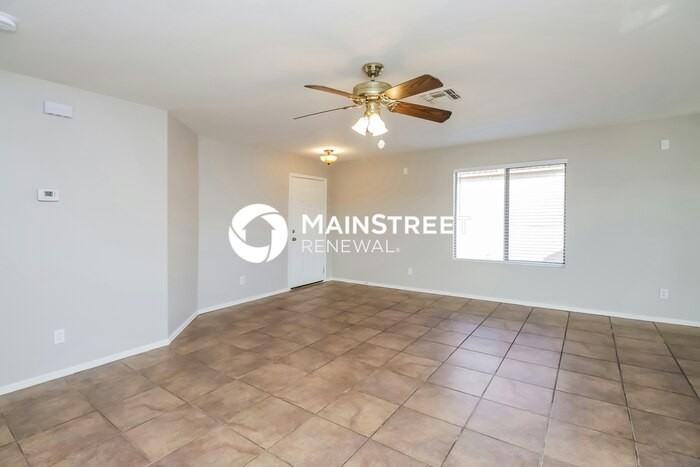 8921 E Butternut Ave - Photo 6 of 16