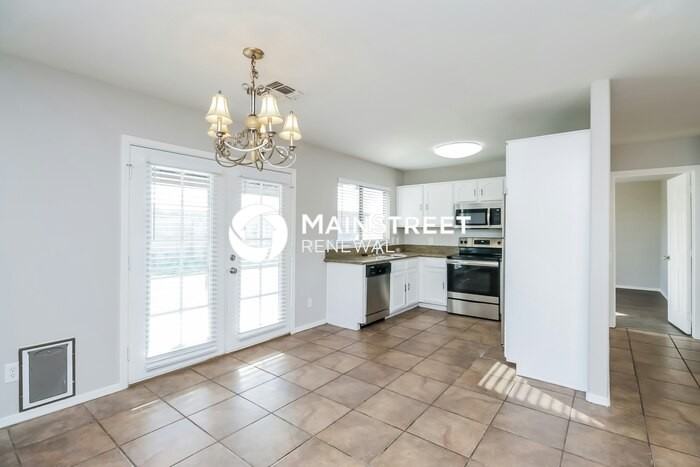 8921 E Butternut Ave - Photo 7 of 16